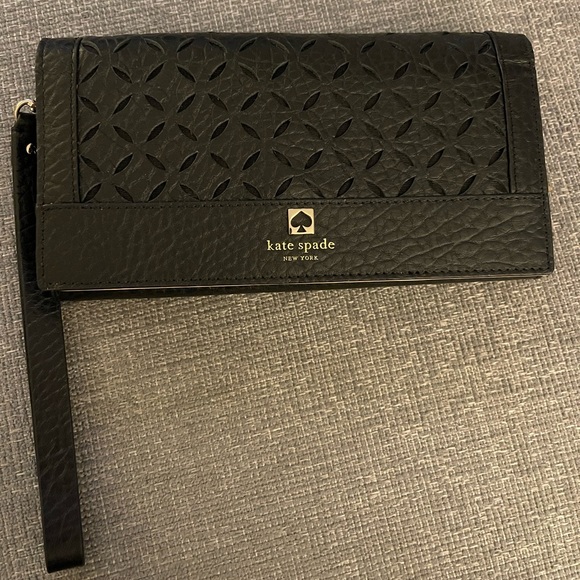 kate spade Handbags - Kate Spade black wristlet